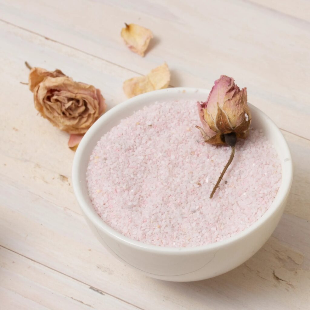 1 Percorso Spa (lun-gio) + Ciotola di Scrub al Sale Rosa Himalayano